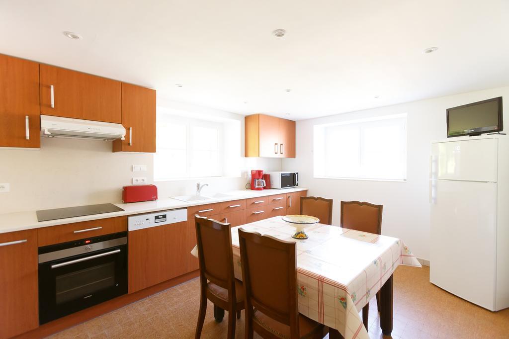 Appartements - Chez Alice Salies-de-Béarn المظهر الخارجي الصورة