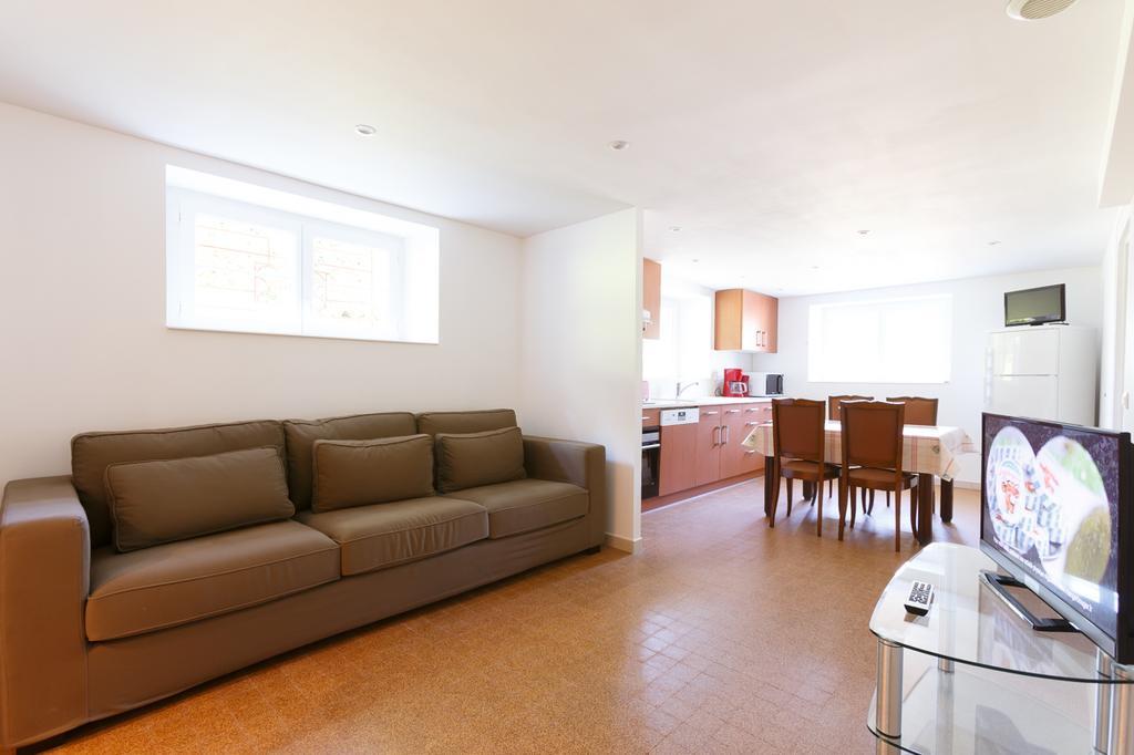 Appartements - Chez Alice Salies-de-Béarn المظهر الخارجي الصورة